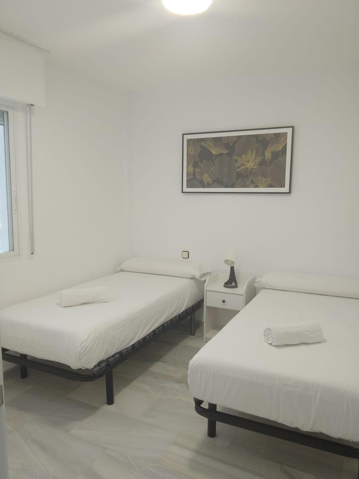 Fuengirola Puerto 2 Room & Parking Esterno foto